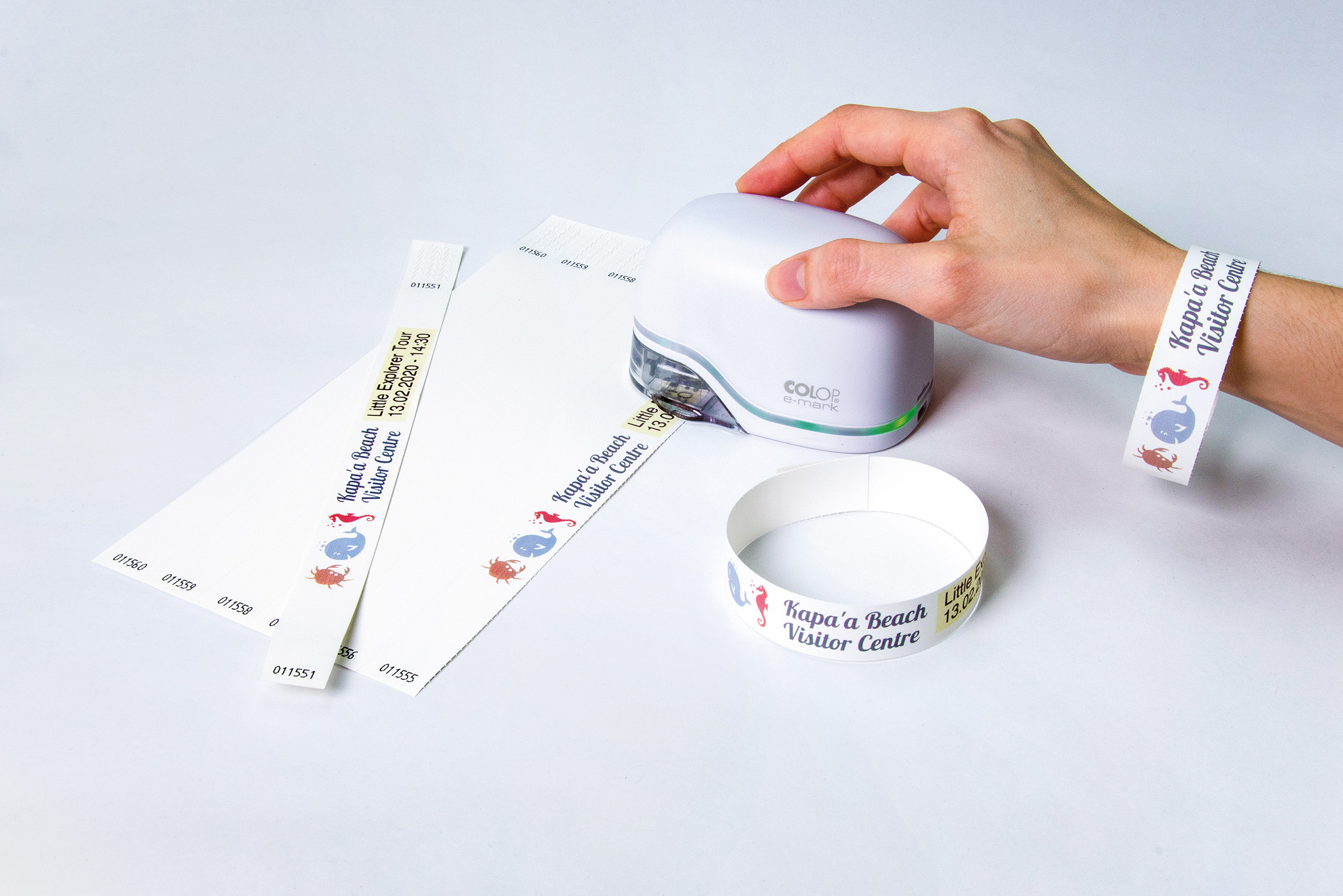e-mark_wristband_use_case2.jpg