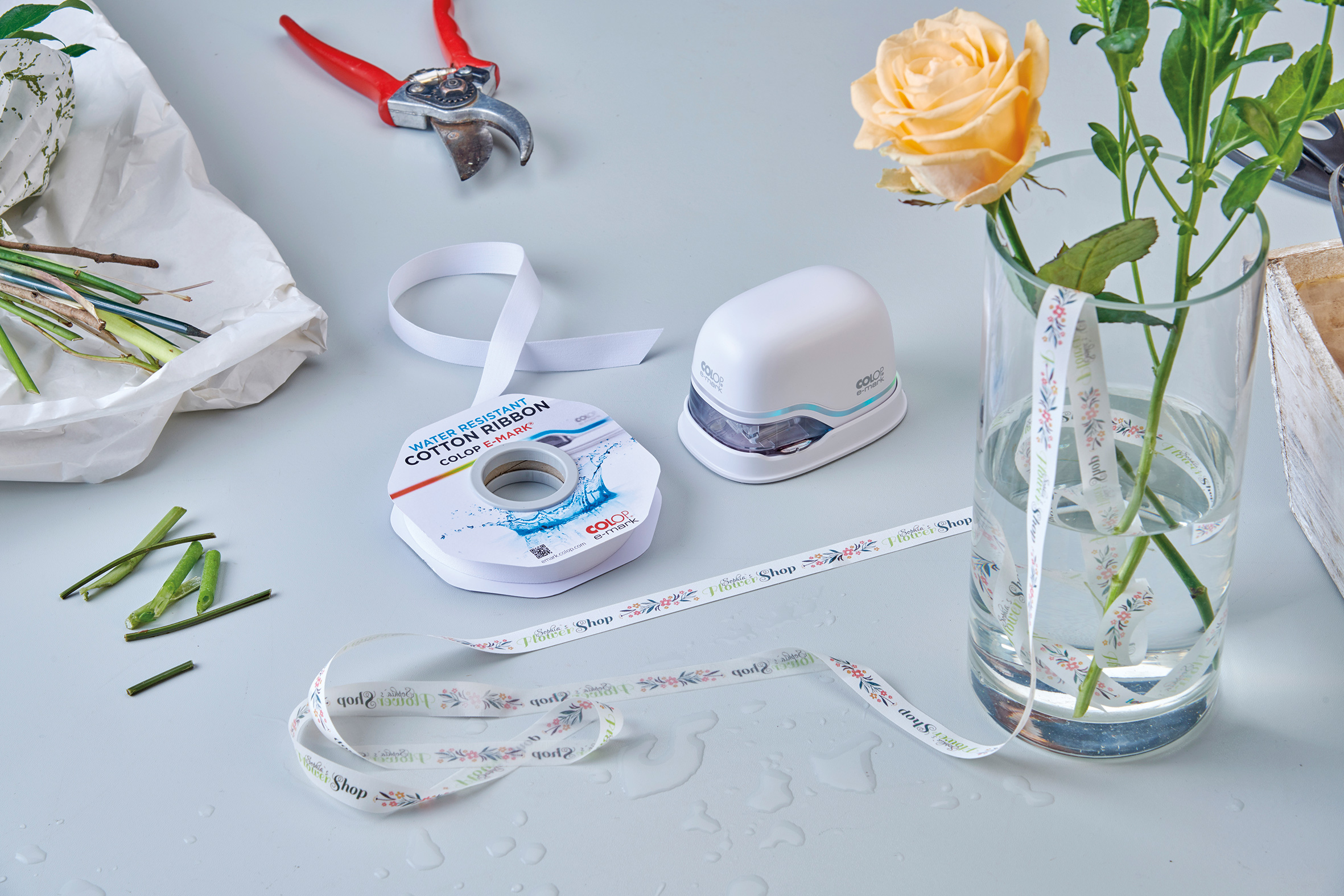 e-mark_ribbon_water_resistant_use_case5.jpg